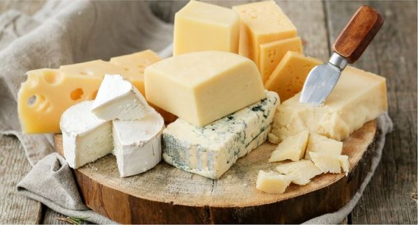 Как специалисты выявляют фальсификацию сыра